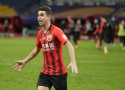 开云APP-转会市场热度飙升，球员转会传闻四起的简单介绍