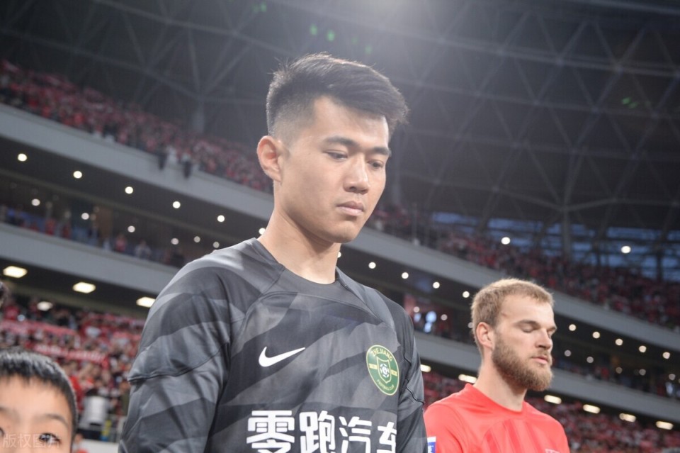 球队队长宣布复出,助力球队追求胜利 球队队长宣布复出,助力球队追求胜利