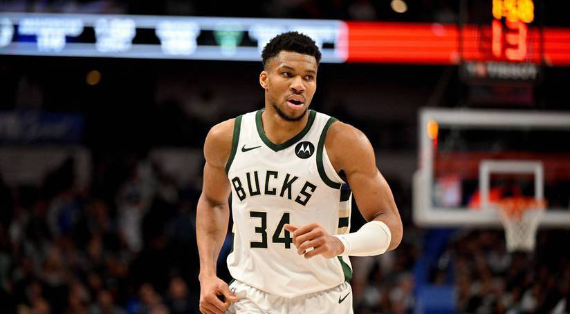 包含雄鹿主场惨遭湖人逆转，字母哥表现不俗无奈输球的词条