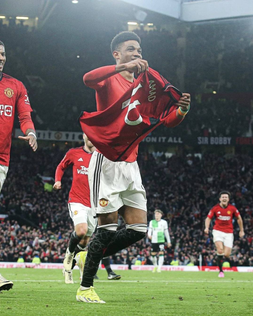 利物浦客场逆转，老特拉福德看涨