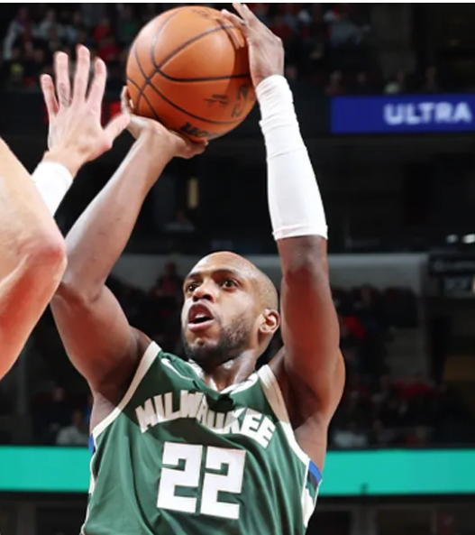 公牛队新援表现抢眼,助球队逆转胜利 公牛队新援表现抢眼,助球队逆转胜利