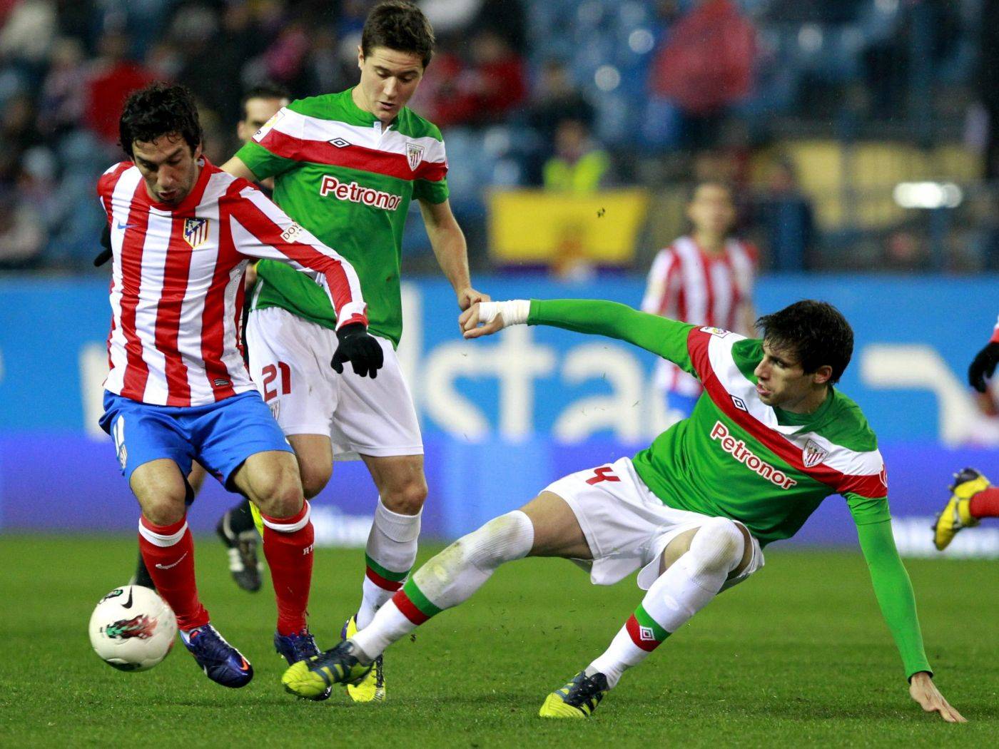 包含马德里竞技禁区进攻火力全开，继续冲击前四的词条