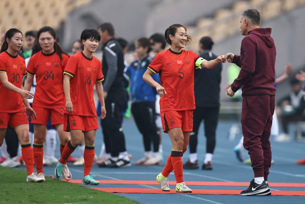 包含乌兹别克斯坦球队大胜晋级，势如破竹的词条