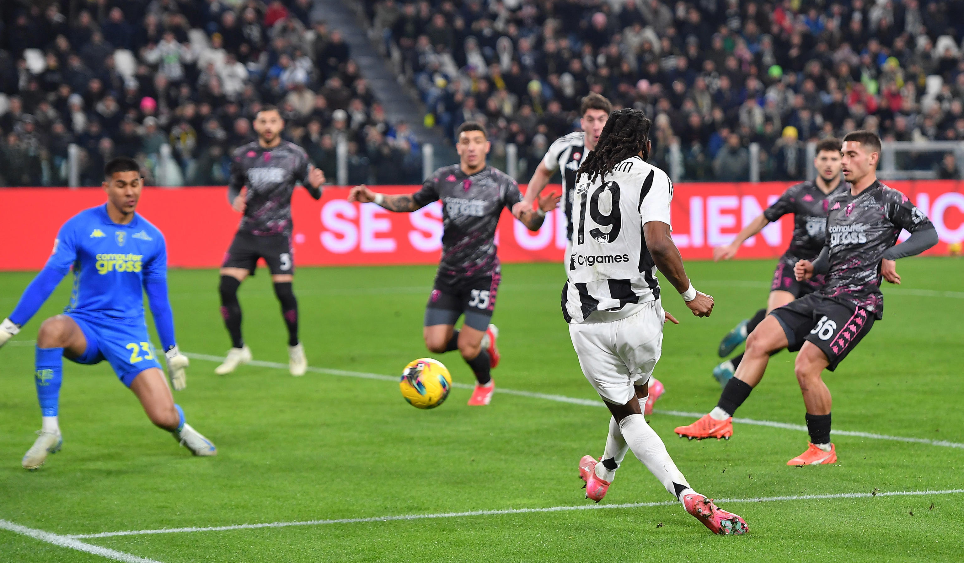 恩波利客场逼平克罗托内,争取保级的简单介绍 恩波利客场逼平克罗托内,争取保级的简单介绍