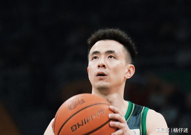 江西男篮客场大败，积分榜境况堪忧