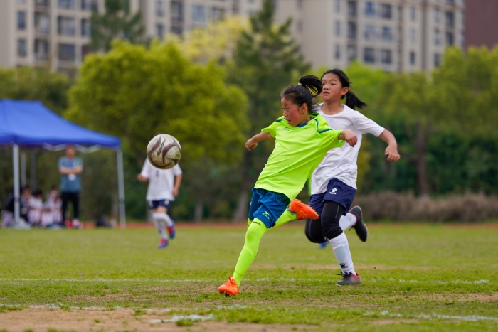 足球强队展现实力风采,受人瞩目 足球强队展现实力风采,受人瞩目