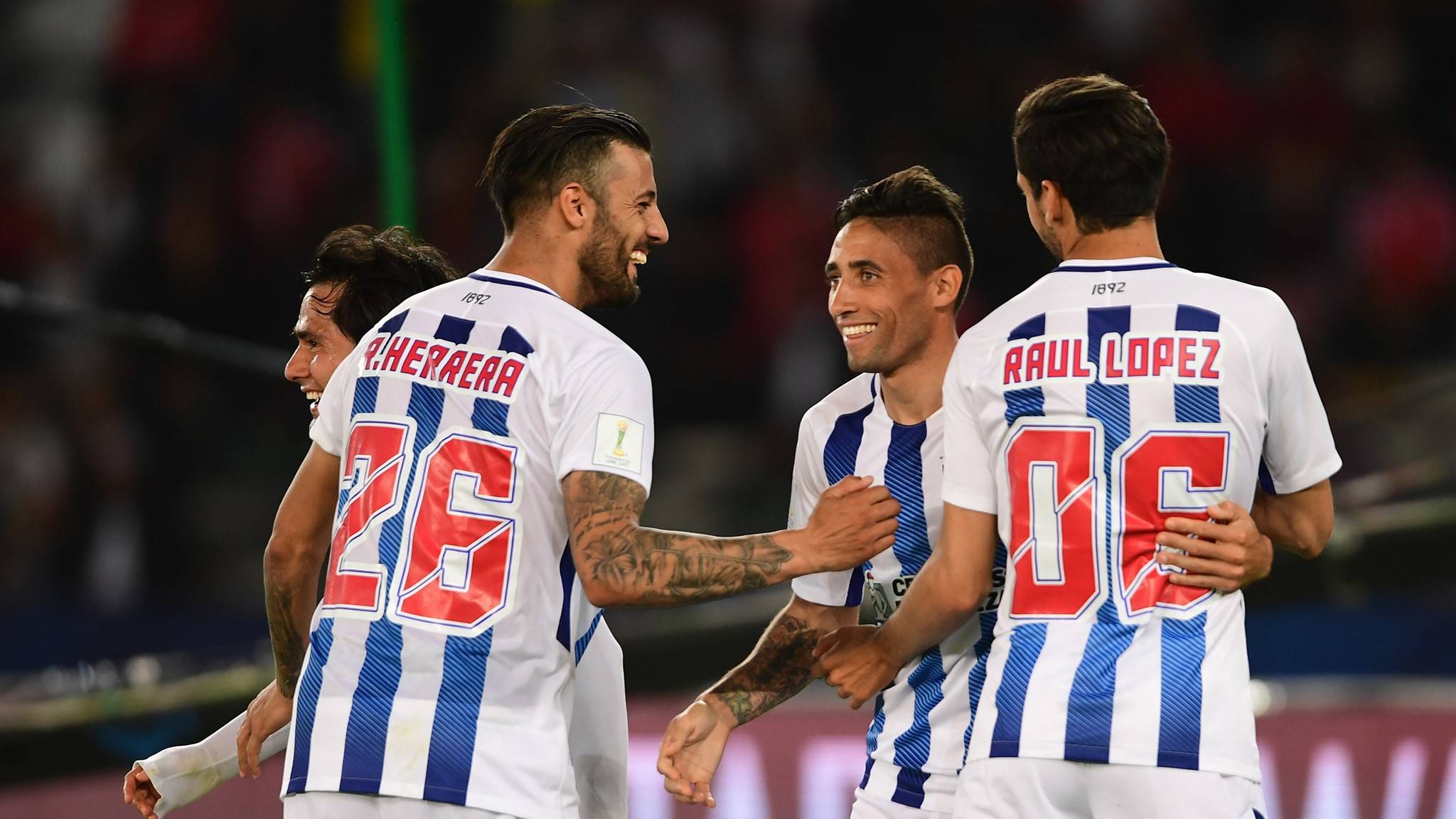 快讯:皇家马德里抵达美国备战世俱杯 快讯:皇家马德里抵达美国备战世俱杯