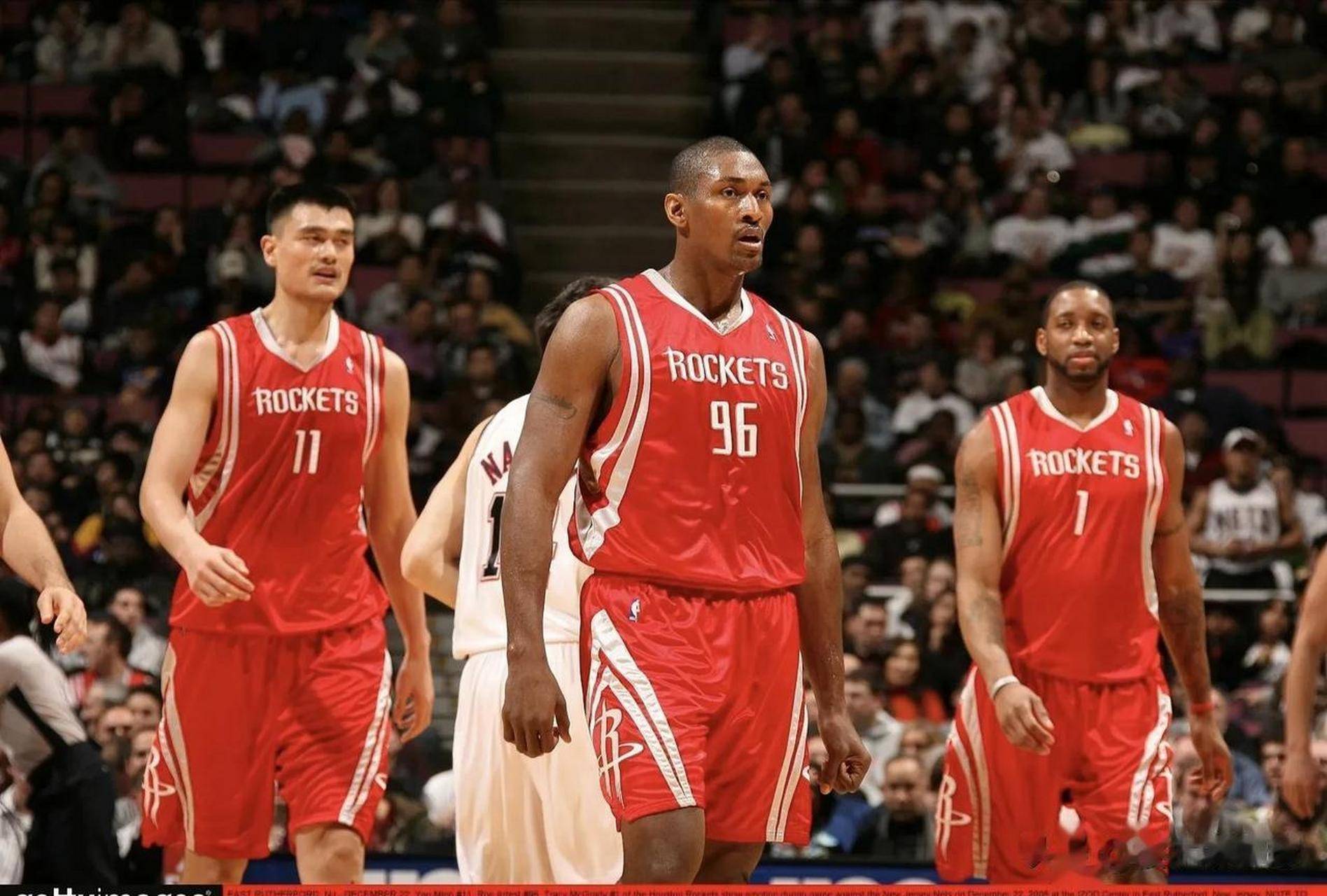 上海火箭队在赛场上发挥出色的实力 上海火箭队在赛场上发挥出色的实力