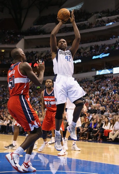 包含小牛队主场连败，重建信心任重道远的词条