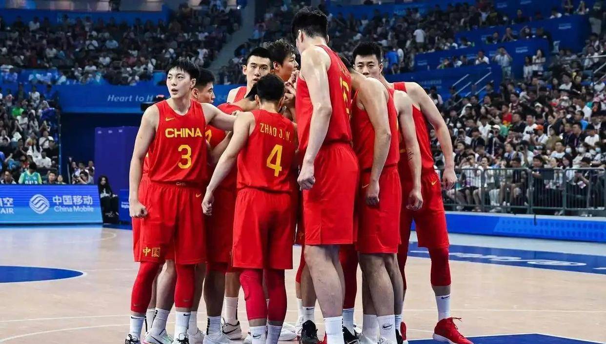 突尼斯男篮在和突尼斯队的比赛中胜出 突尼斯男篮在和突尼斯队的比赛中胜出