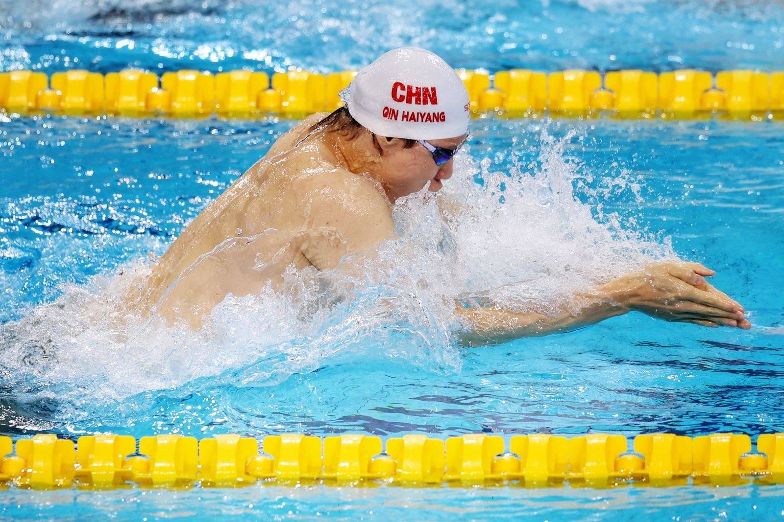 日本男子游泳选手突破世界纪录 日本男子游泳选手突破世界纪录