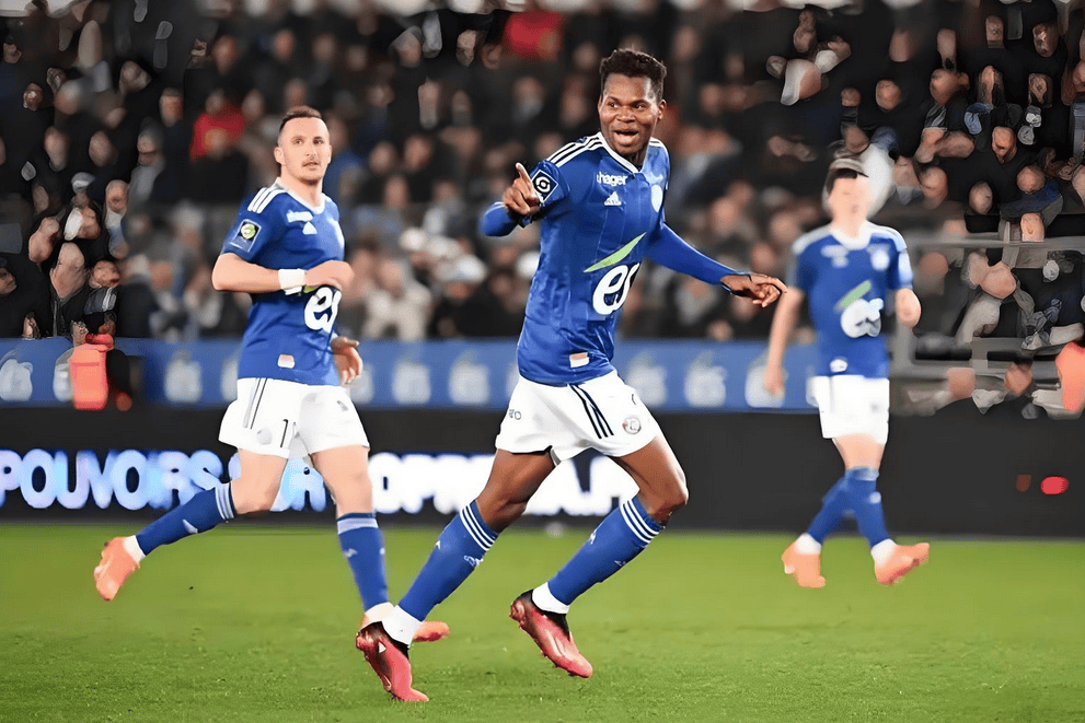 关于巴黎FC客场险胜勒阿弗尔,遭遇悬吊战斗的信息 关于巴黎FC客场险胜勒阿弗尔,遭遇悬吊战斗的信息