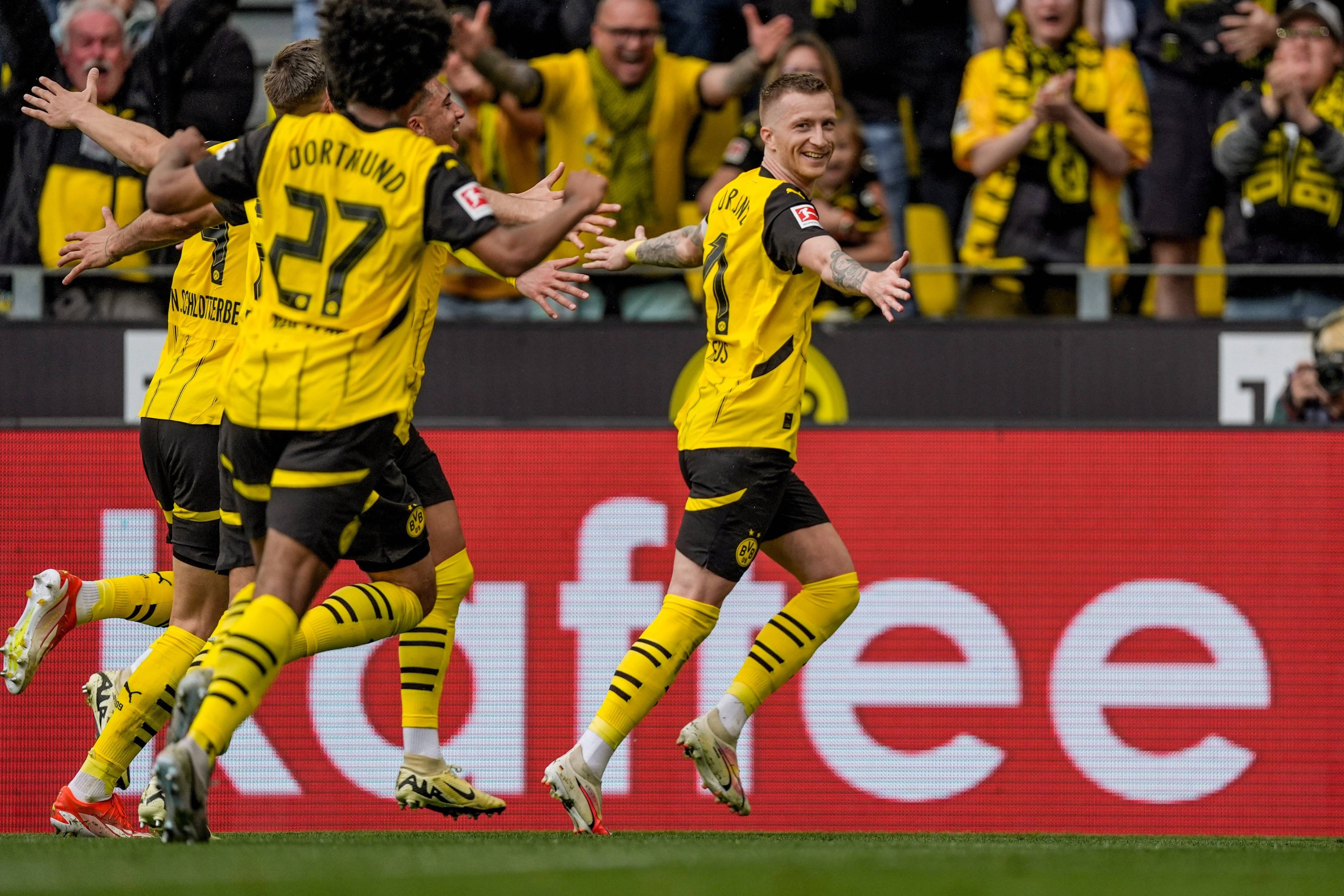 包含杜塞尔多夫遭遇主场告捷,保持不败的词条 包含杜塞尔多夫遭遇主场告捷,保持不败的词条