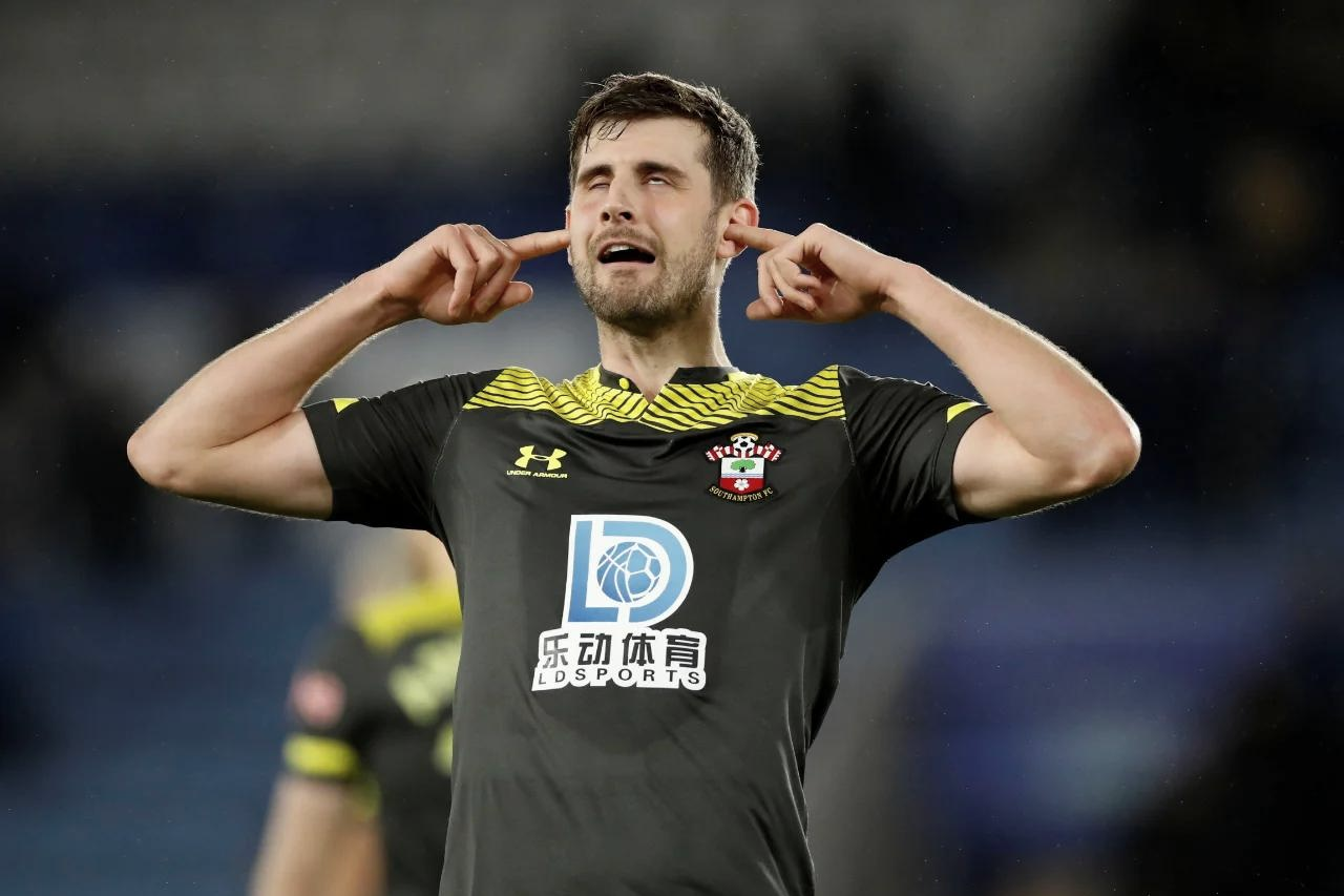 包含莱斯特城连克对手，取得双杀战绩的词条