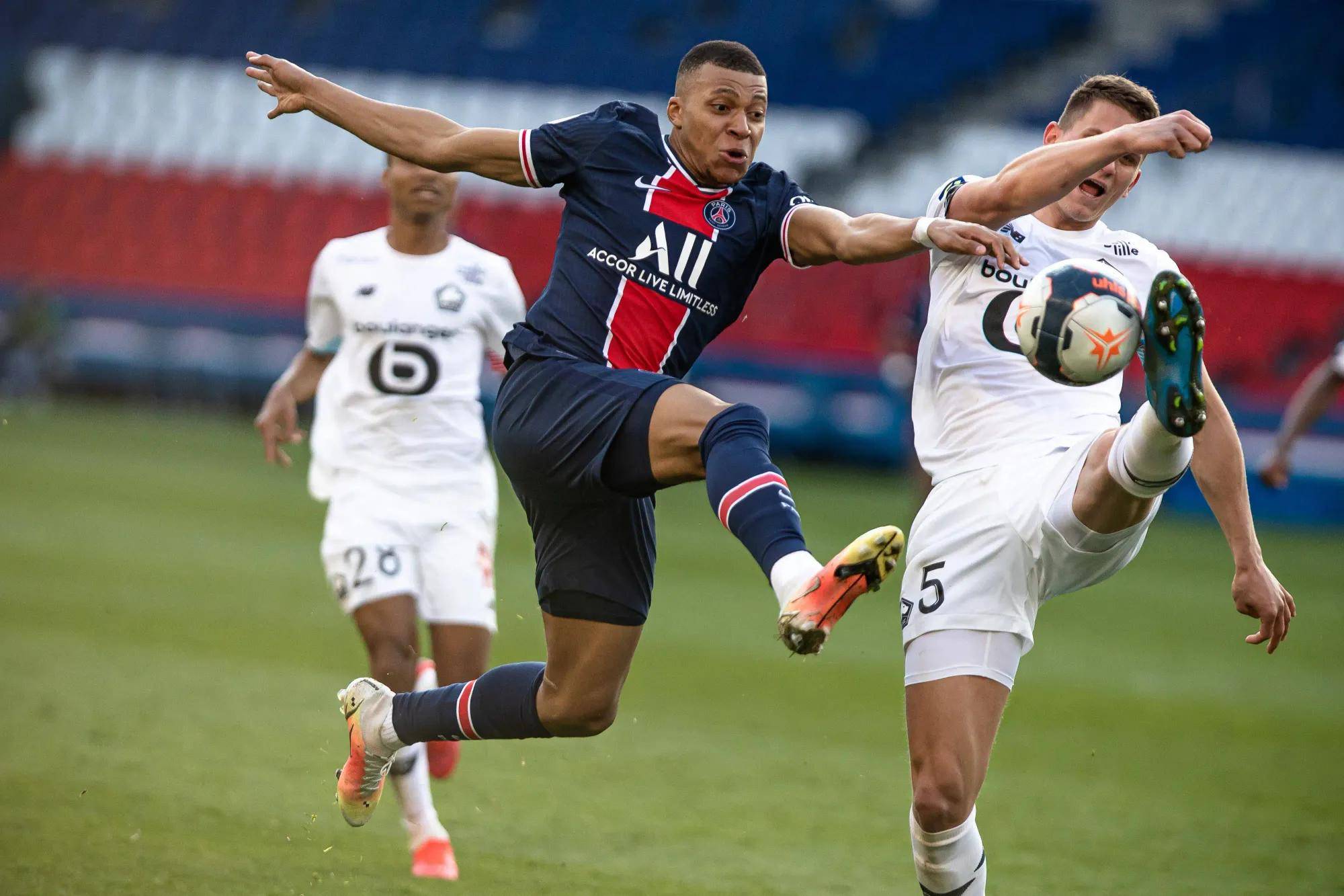 巴黎圣日耳曼备战对阵波尔多,全力以赴的简单介绍 巴黎圣日耳曼备战对阵波尔多,全力以赴的简单介绍