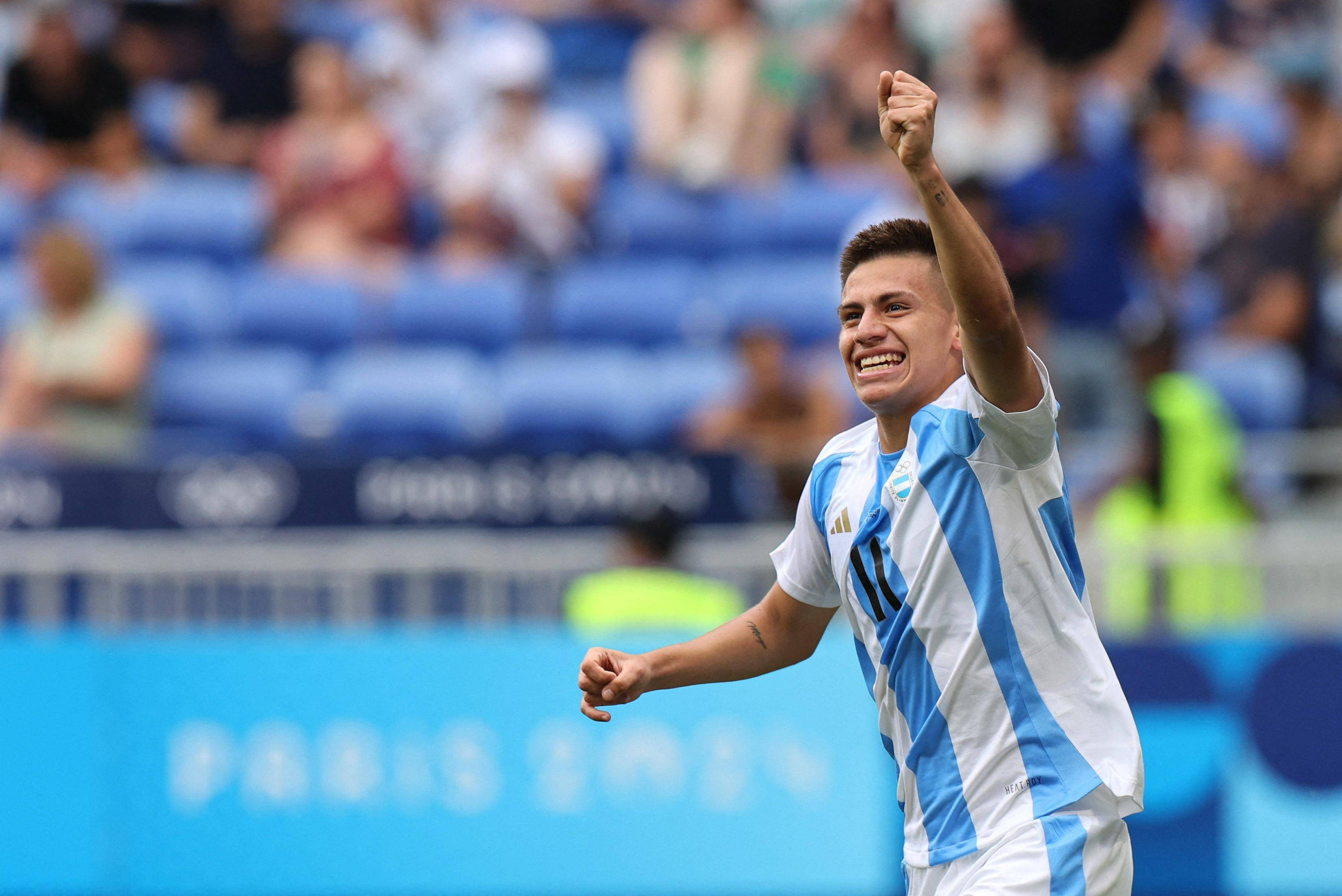 梅西领衔阿根廷备战国际比赛，为夺冠而战