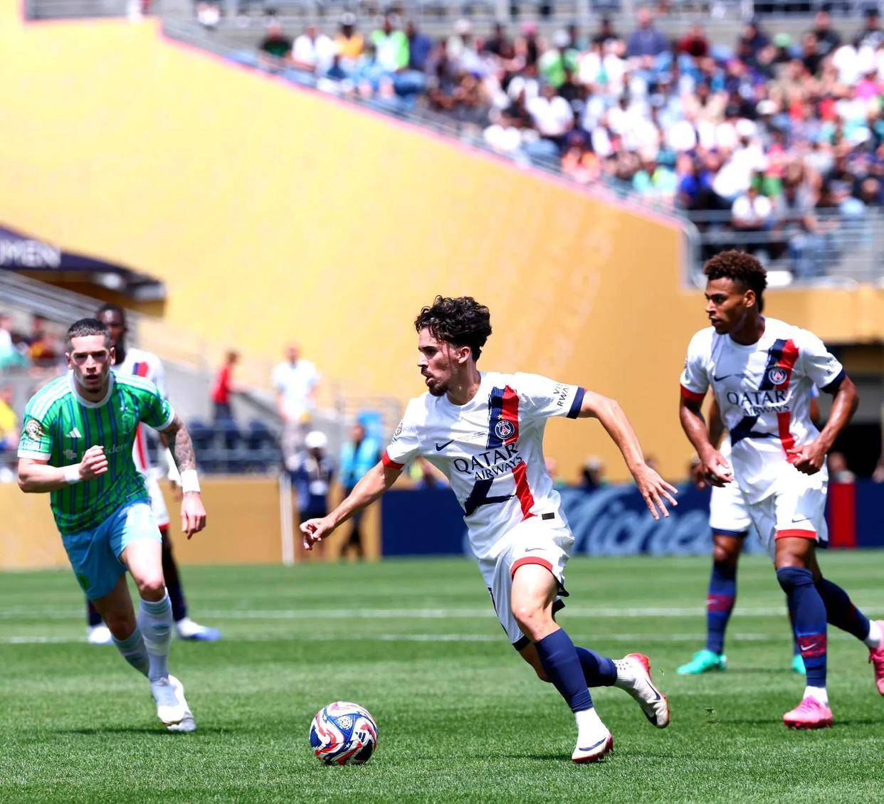 包含切尔西绝杀马竞，内马尔关键助攻亚洲杯的词条