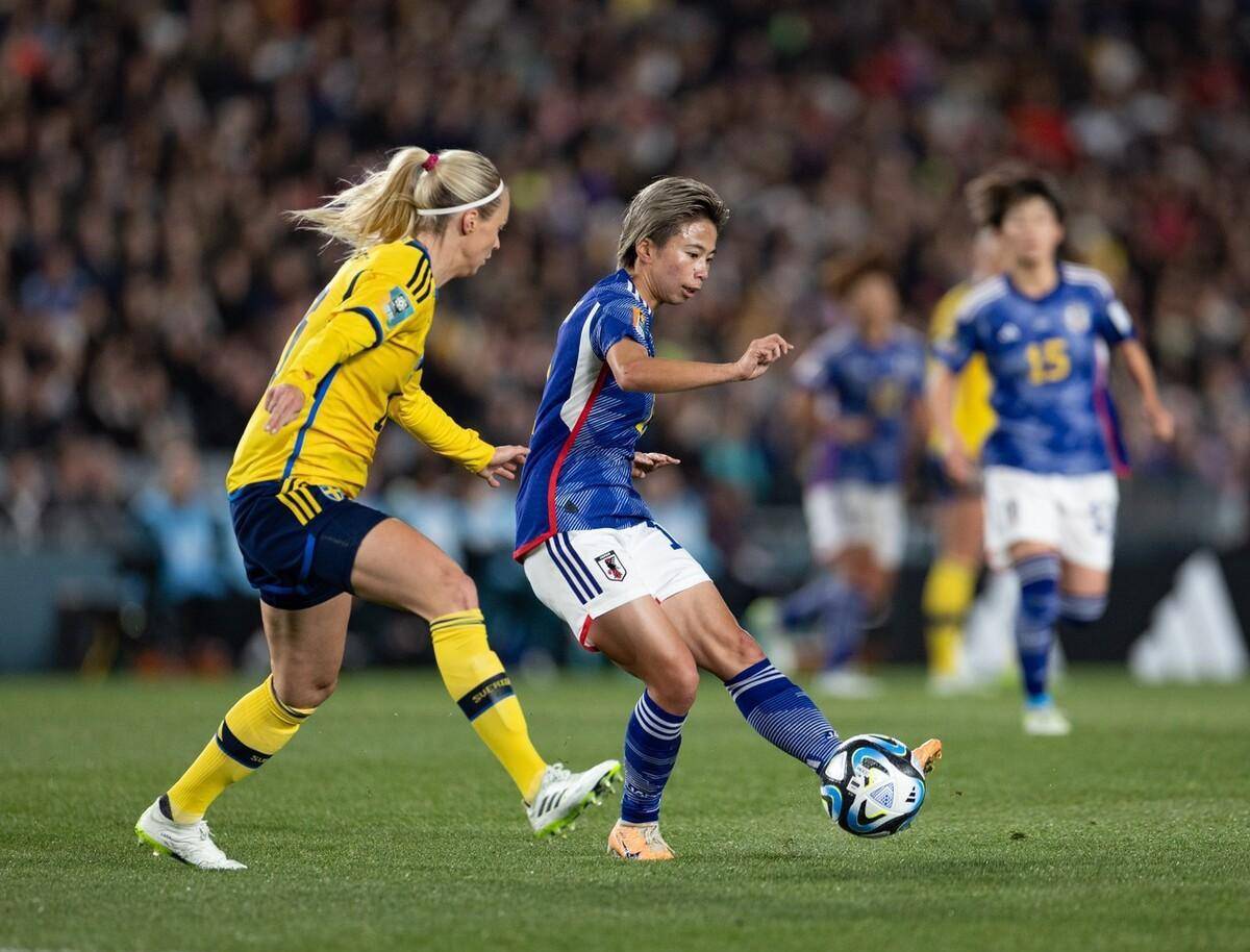 包含越南女足队士气高昂,赛事中表现出色的词条 包含越南女足队士气高昂,赛事中表现出色的词条