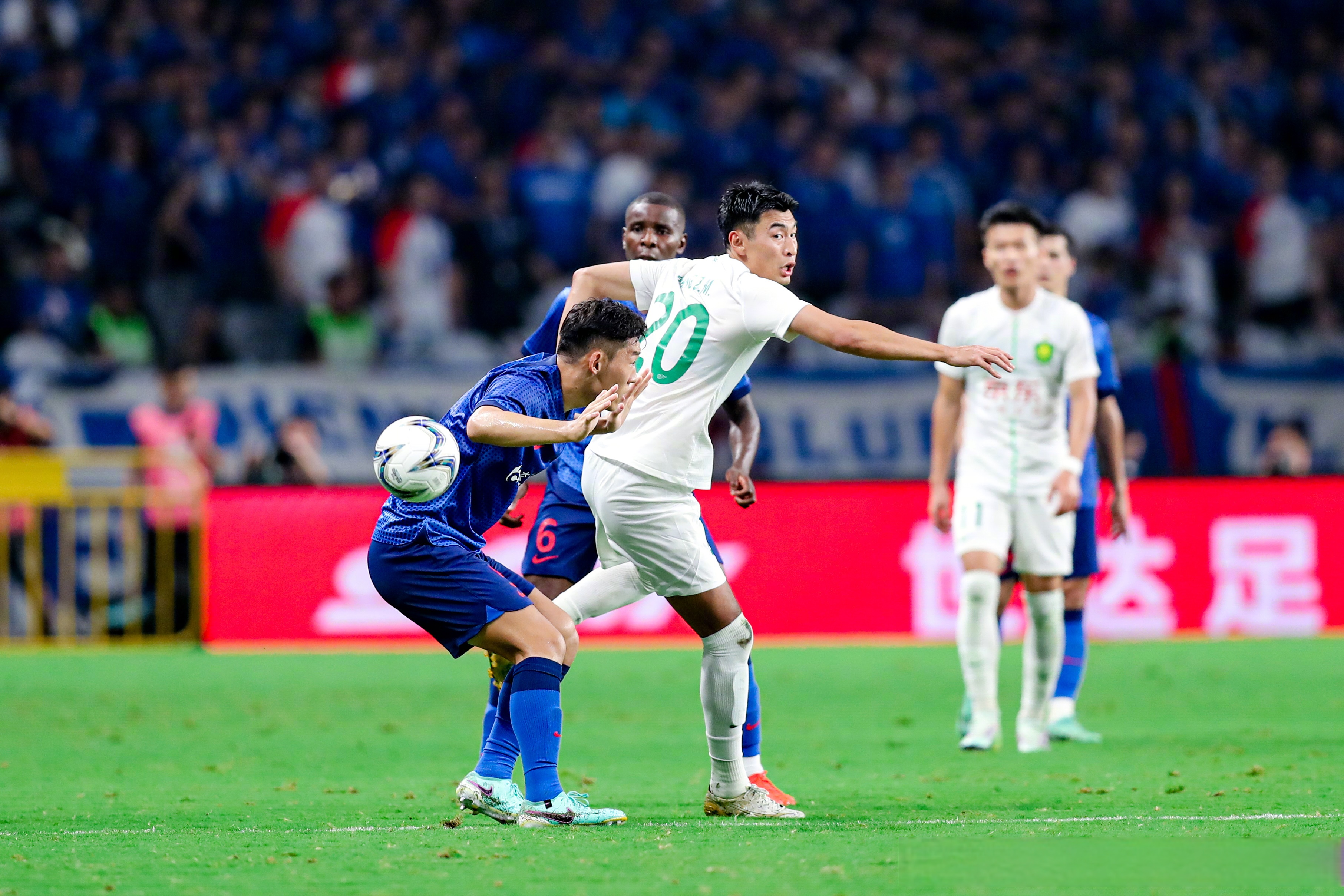 大连一方客场不敌国安,降级形势更加恶化的简单介绍 大连一方客场不敌国安,降级形势更加恶化的简单介绍