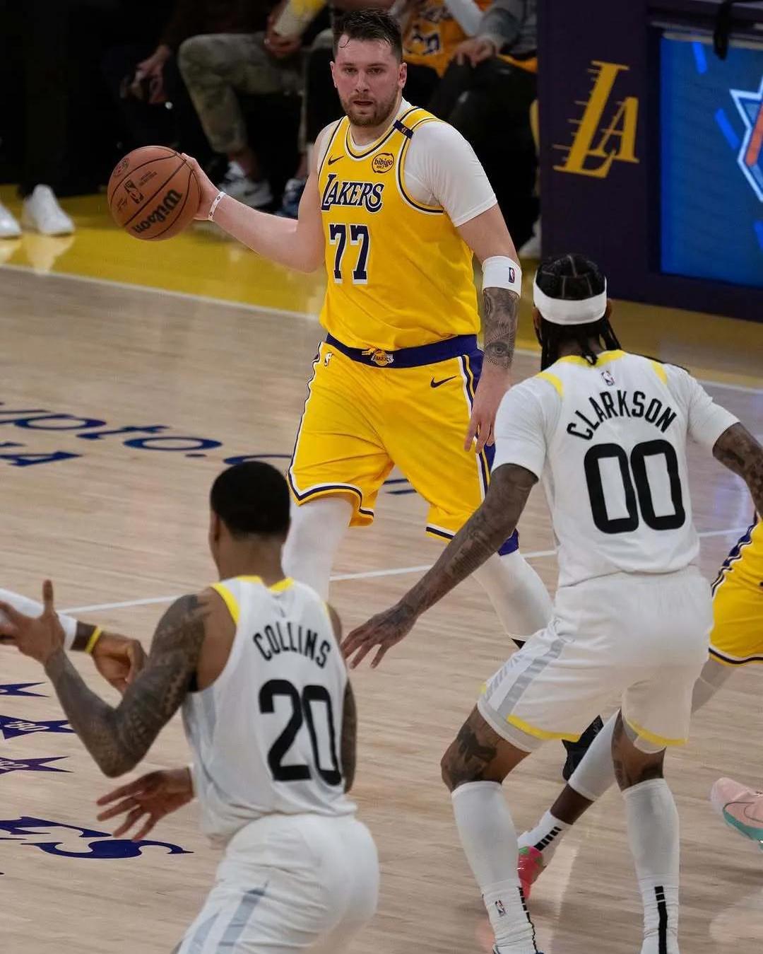 湖人客场逆转黄蜂，取得关键胜利