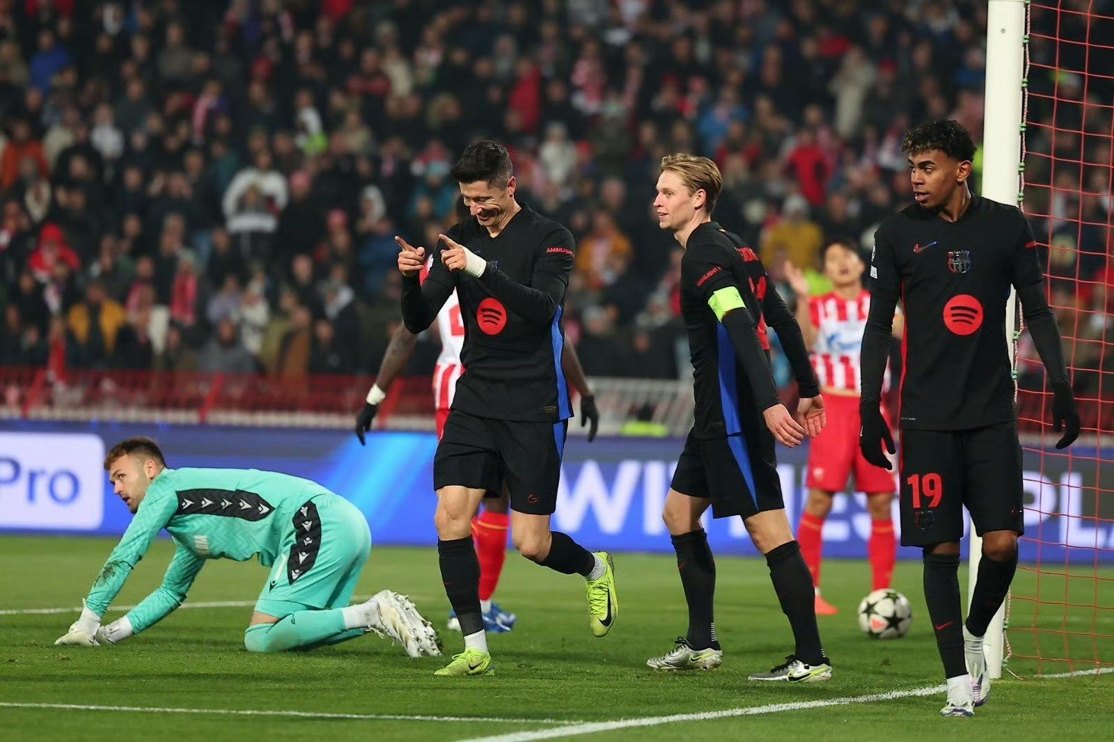 阿森纳绝杀巴萨,C罗惊艳世界 阿森纳绝杀巴萨,C罗惊艳世界