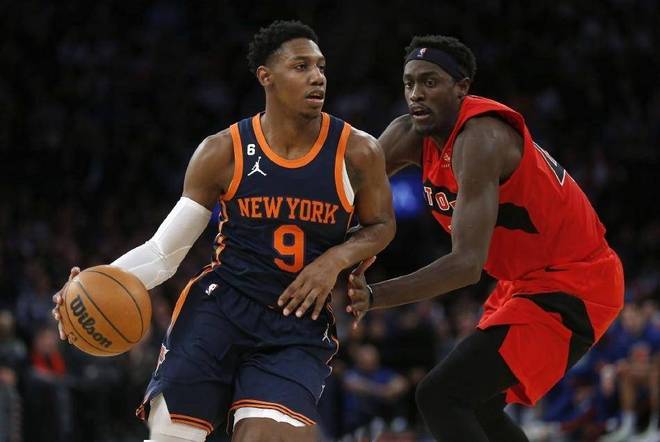 天津队翻盘猛龙,布伦森关键制胜 天津队翻盘猛龙,布伦森关键制胜