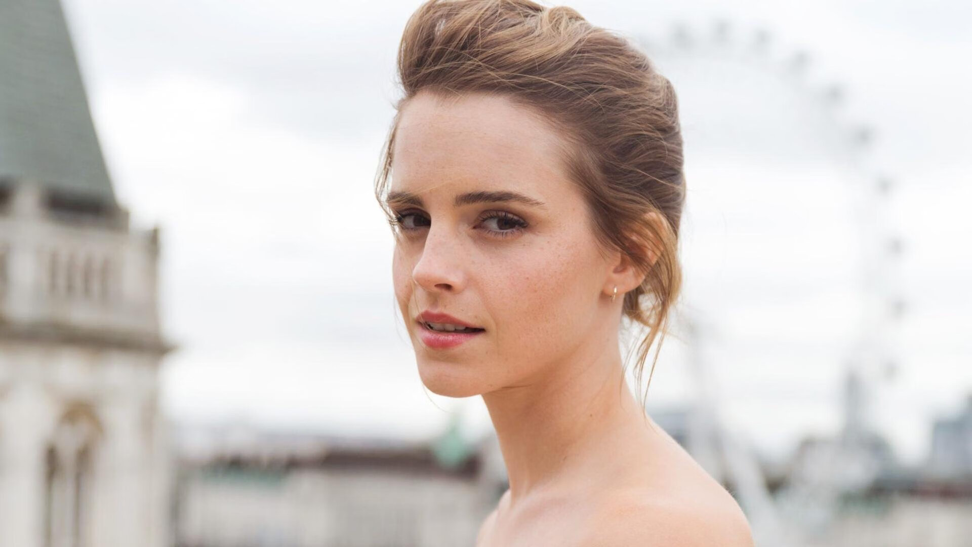 隐形巨兽，当尼克斯对决勇士，那个伦纳德式的影子吞噬了赛场