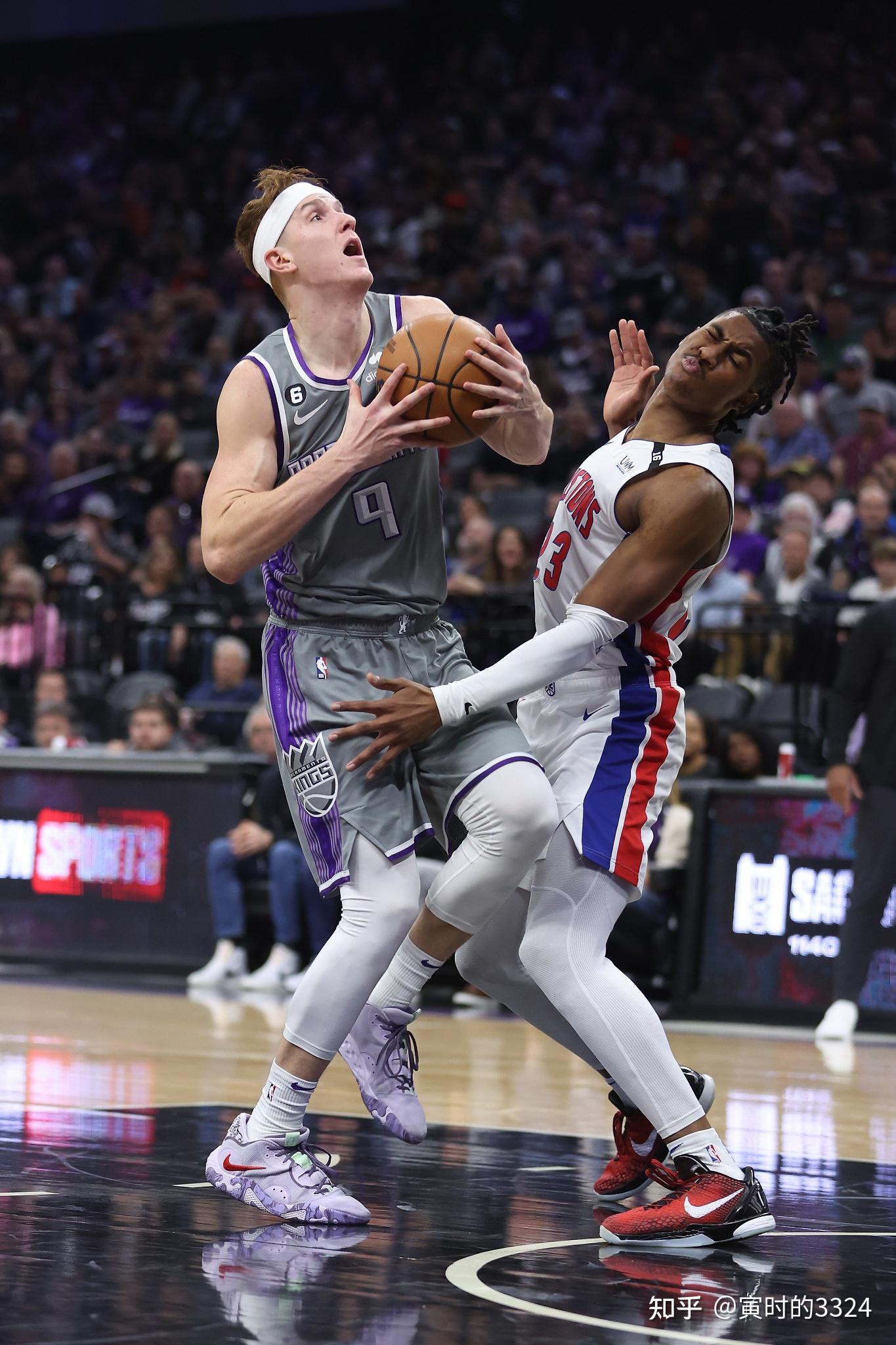 辽宁队强势拿下灰熊，福克斯成为关键先生