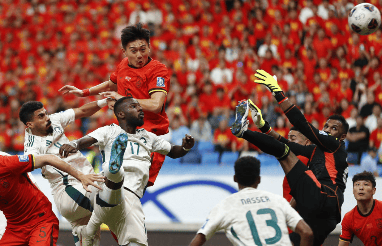 沙特生死战取胜墨西哥，卡拉斯科节奏完全掌控